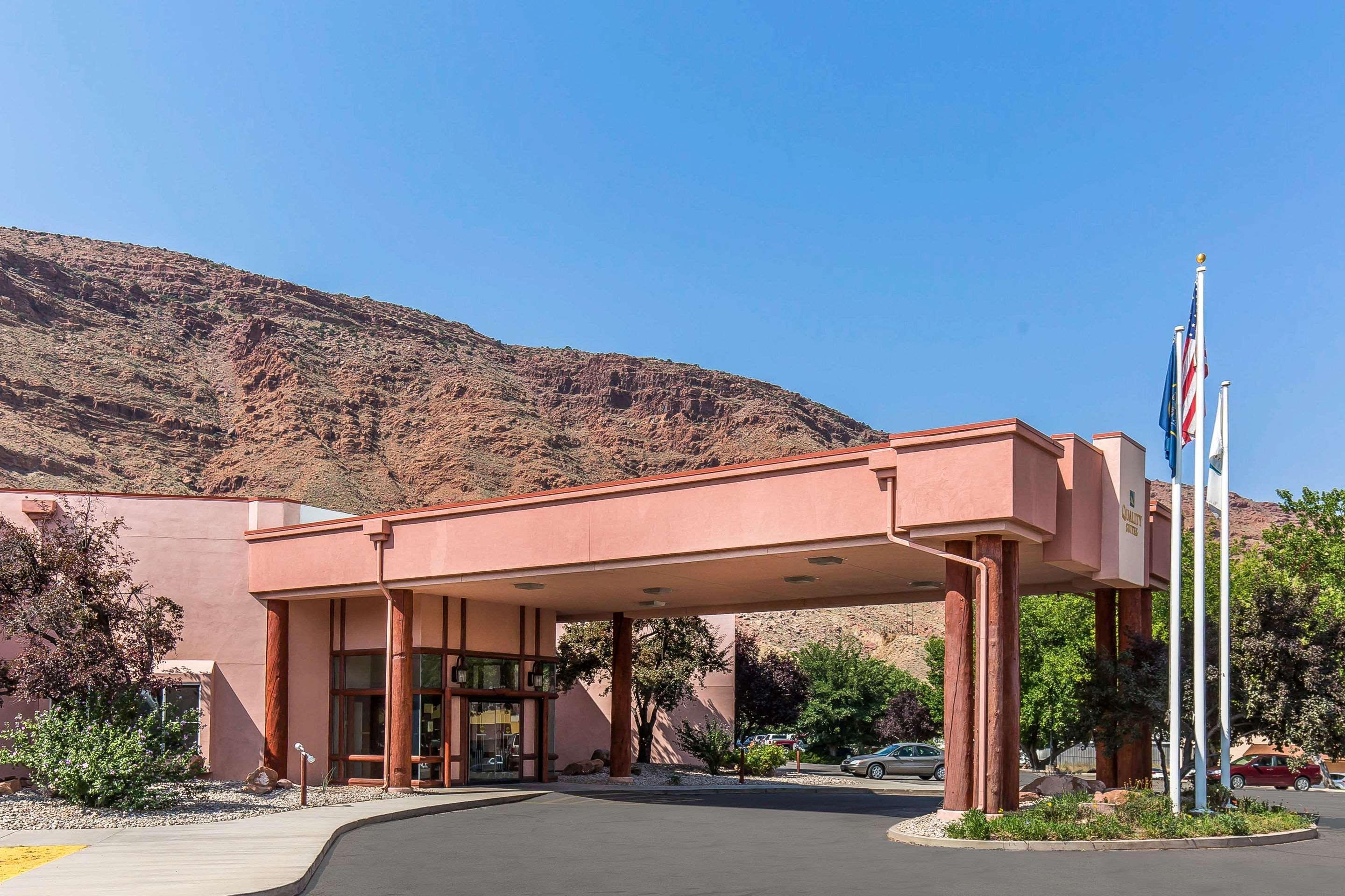 Quality Suites Moab Near Arches National Park Exterior foto