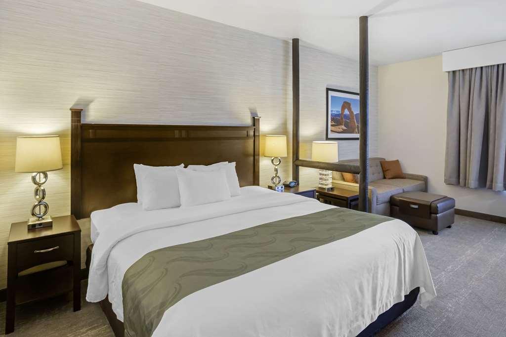 Quality Suites Moab Near Arches National Park Quarto foto