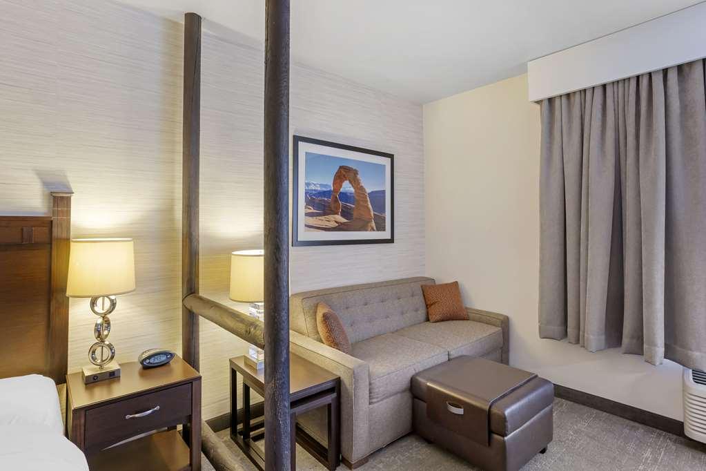 Quality Suites Moab Near Arches National Park Quarto foto