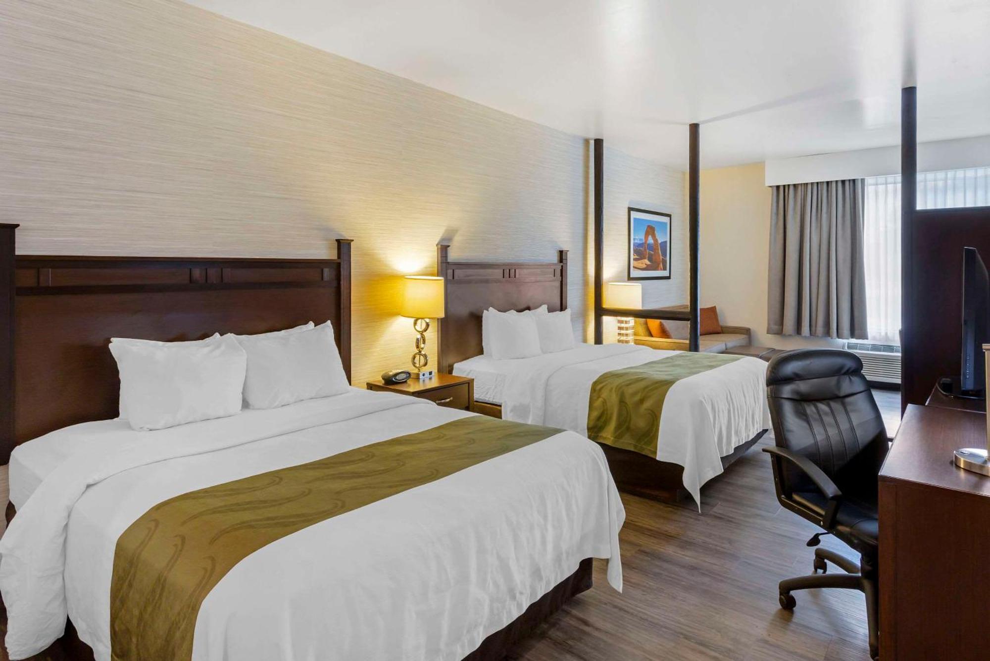 Quality Suites Moab Near Arches National Park Exterior foto